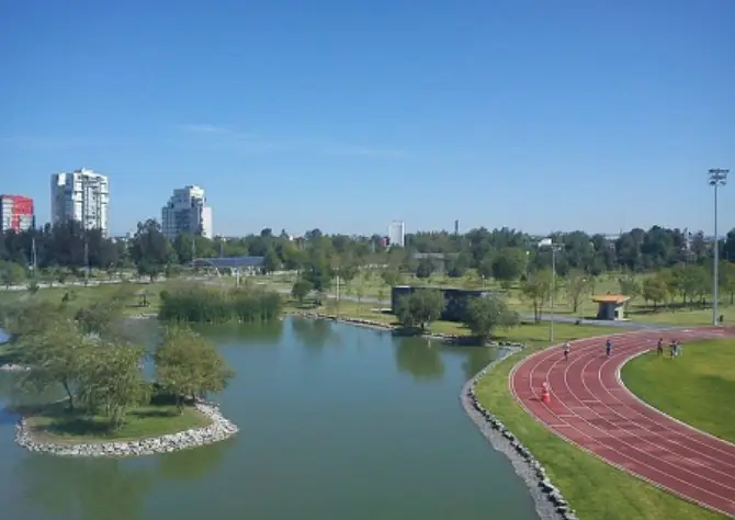Vacaciones de Semana Santa con Niños Pequeños- Picnic en el parque del arte