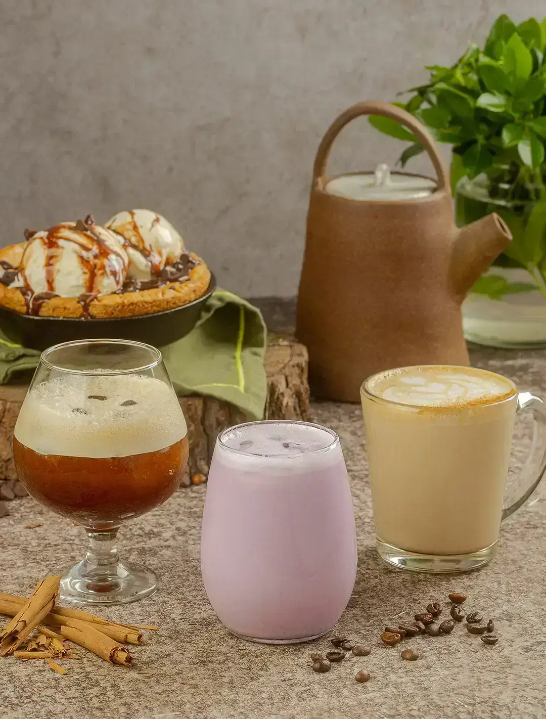 Bebidas de la barra de café de Tagers: carajillo, taro latte y latte