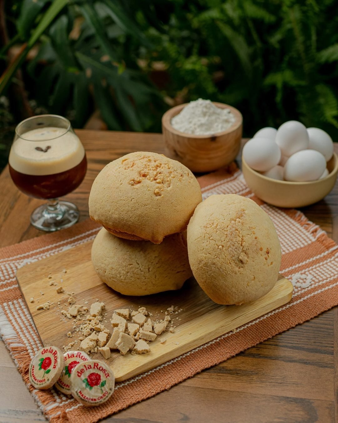 Señoras y señores, llegó la concha de mazapán, rellena de dulce de mazapán De la Rosa®️ (…
