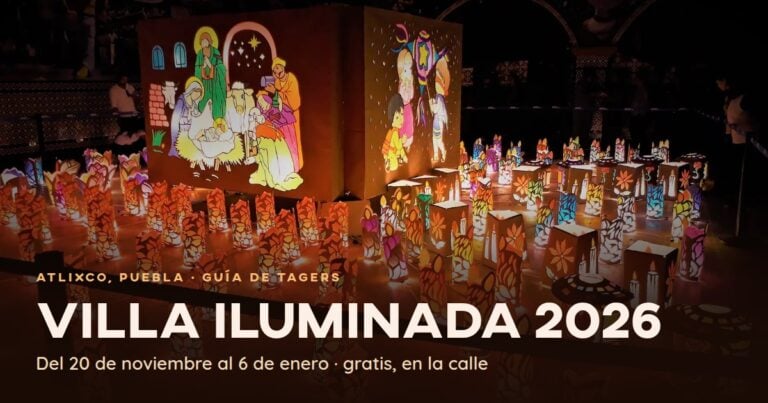 Nacimiento pintado y farolitos de papel encendidos en Atlixco en diciembre de 2018, con el título Villa Iluminada 2026